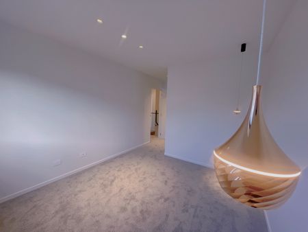 Mt Wellington- NEWLY built sunny THREE bedroom house - Photo 5