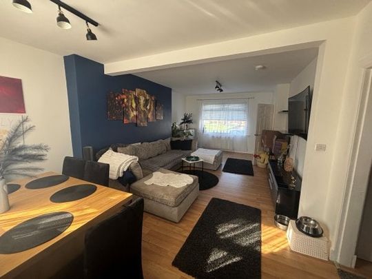 Oak Crescent, Plean - Photo 1