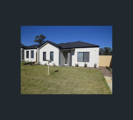 46 Lamorak Way, Baldivis, WA 6171 - Photo 4