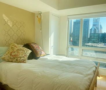 Furnished 1 Bedroom + Den Condo at Front St & Spadina - Photo 1