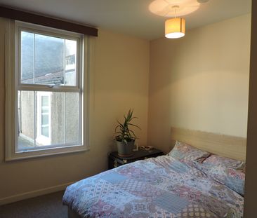 Student Properties to Let - Photo 1