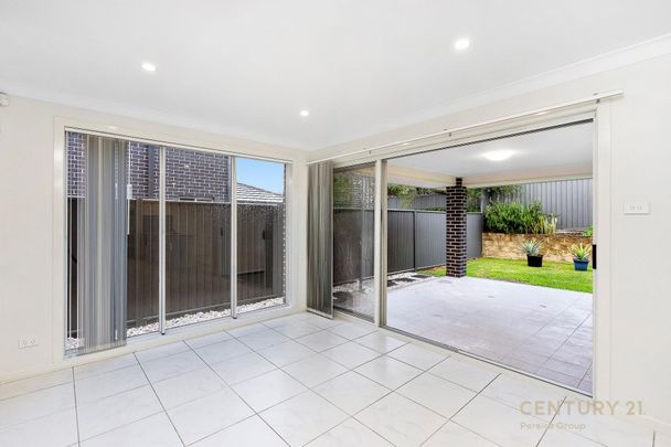 Large Family Home - Photo 1