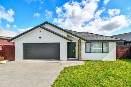 3 Bedroom & Bonus Study! - Photo 5