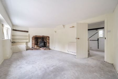 Mill Lane, Godalming, Surrey, GU7 - Photo 2