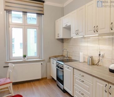 centrum/ miejsca parkingowe/wyposażone - Zdjęcie 3