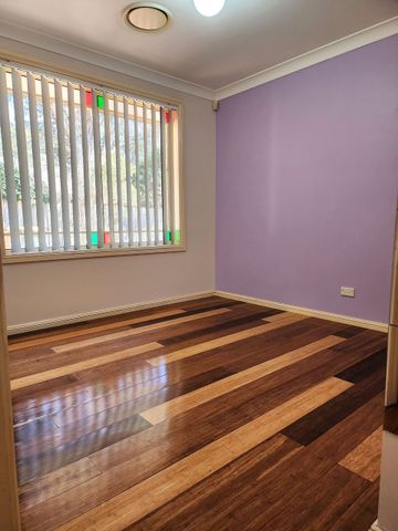 1/30 Girraween Road - Photo 3