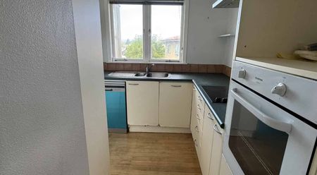 Walk to Lectures in No Time - Photo 2