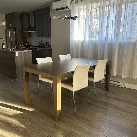 Logement 5 1/2 - Photo 1