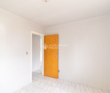 Apartamento com 2 quartos e 38m² para alugar em Lomba do Pinheiro, ... - Foto 2