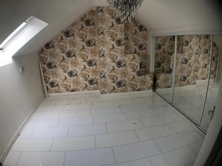 4 bedroom maisonette to rent - Photo 4