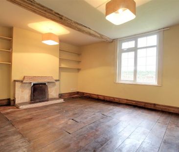 3 bedroom detached house to rent - Photo 2