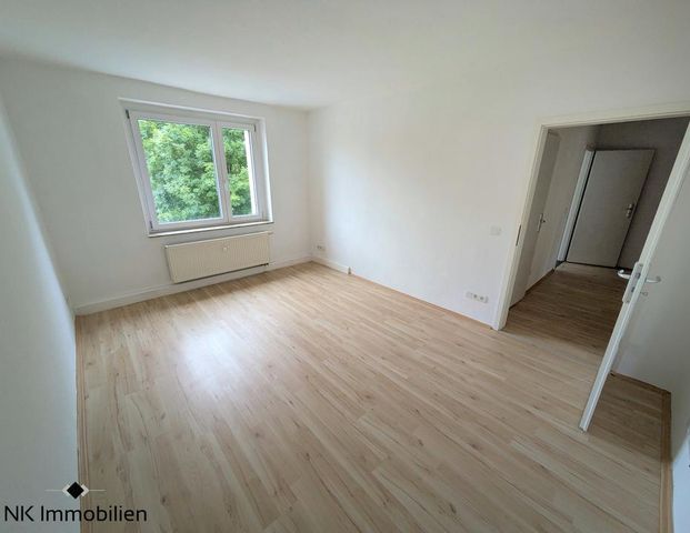 ++ wunderschöne, helle 3-Raum Wohnung mit Balkon und Tageslichtbad - im Lutherviertel ++ - Photo 1