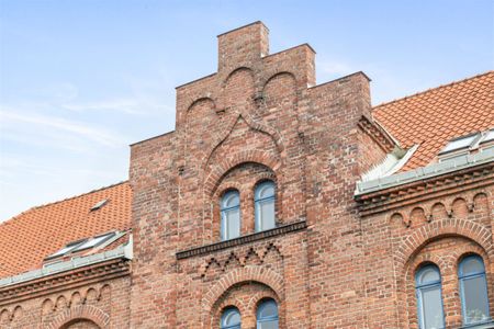 HAMNGATAN 15 - Photo 2