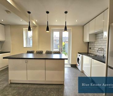 3 bedroom terraced house to rent - Photo 3