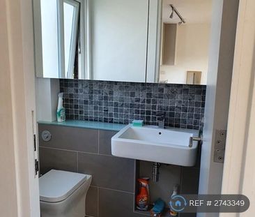 Studio to rent - Photo 5