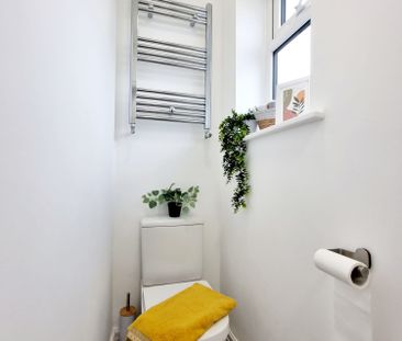 1 bedroom semi detached to rent Victor Avenue, Bury, Greater Manche... - Photo 6