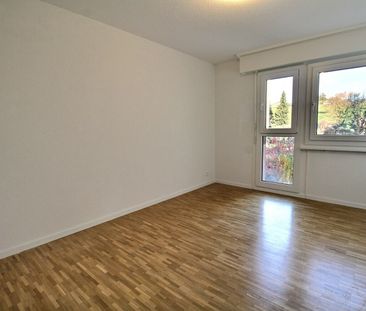 Appartement de 3.5 pièces entièrement rénové à Fribourg - Photo 3