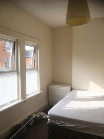 3 bedroom house share to rent - Photo 4