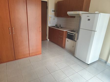 Studio/Γκαρσονιέρα για ενοικίαση - Λάρισα, - Φωτογραφία 2