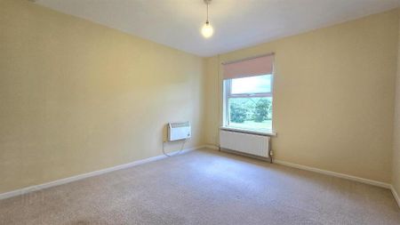 31 Spence Crescent, Cullybackey, Ballymena, BT42 1BR - Photo 3