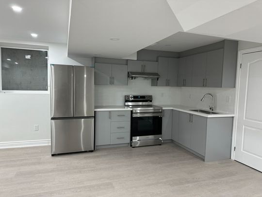 For Lease - 27 Roulette Crescent Unit# Basement, Brampton, Ontario - Photo 1