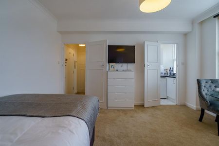 Studio to rent - Photo 3