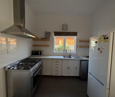 Charming home on Casey - Photo 3