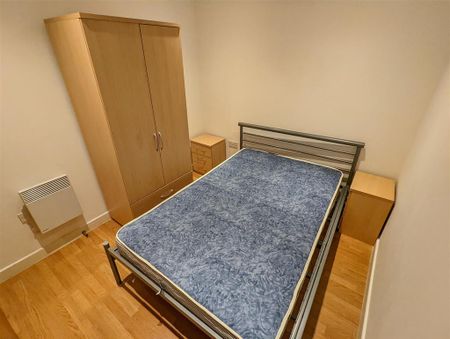 2 bedroom apartment to rent - Photo 2