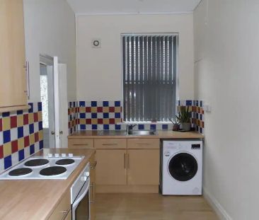 1 Bedroom Flat - Photo 4