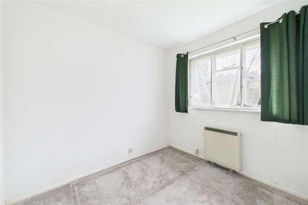 Barkham Road, Wokingham, Berkshire, RG41 - Photo 4