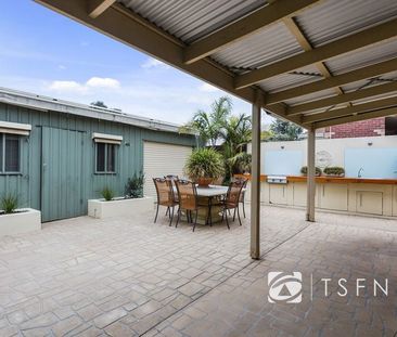 Family Home Minutes From The CBD - Photo 3