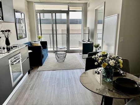 In the middle of it all, but a world apart! - Photo 2