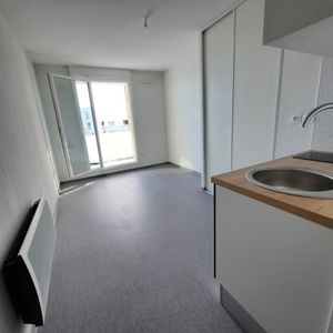 Location Appartement 1 pièce 18m² NIMES 30000 - Photo 3