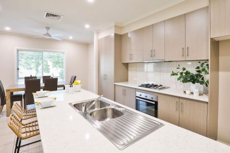 MODERN, HASSLE FREE LIVING - Photo 4