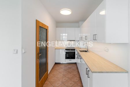 Pronájem bytu 1+kk 40 m² - Photo 3