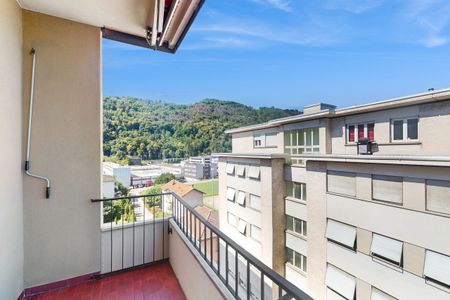 Vivi il comfort di un 4.5 locali pronto da abitare - Photo 2