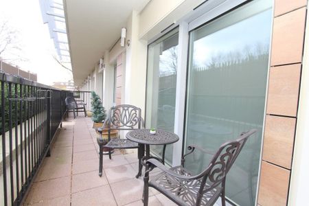 2 bedroom apartment to rent - Photo 3