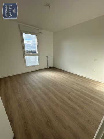 Location Appartement 3 pièces 67m² CAEN 14000 - Photo 4