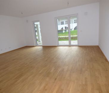 Tolle 3-Raum Whg. mit Parkett, Fubo-Heizg., Terrasse, Stellpl.! - Photo 3