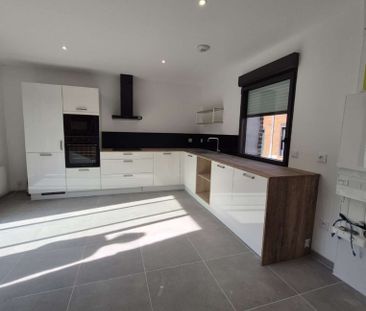 Location Maison 3 pièces 66m² LILLERS 62190 - Photo 1