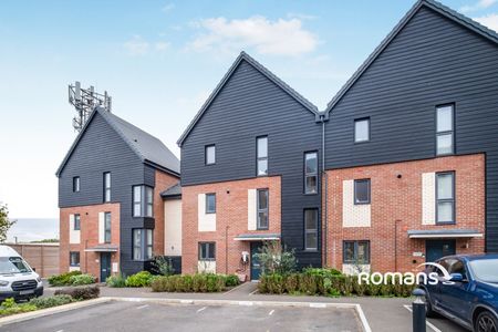 4 bedroom townhouse to rent - Photo 4