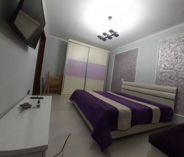 De inchiriat apartament cu o camera Micro 21 Galati, part... - Photo 1