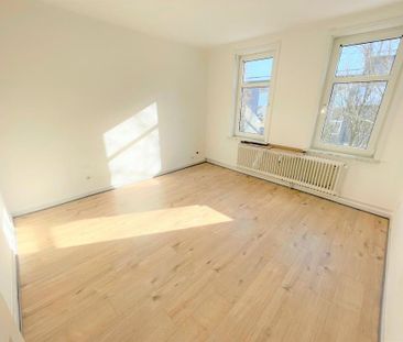 2,5-Zimmer-Wohnung mit Einbauküche direkt am Zentrum! - Foto 1