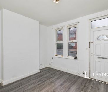 3 bedroom house to rent Hogarth Street, NG3 - Photo 1