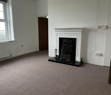 2 bedroom cottage to rent - Photo 2