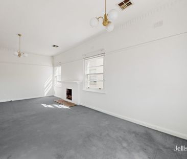 Spacious Two-Bedroom Apartment in Prime South Yarra Location - Photo 4