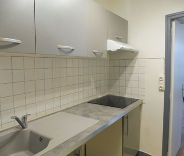 Location Appartement 2 pièces 37m² FONTAINEBLEAU 77300 - Photo 6