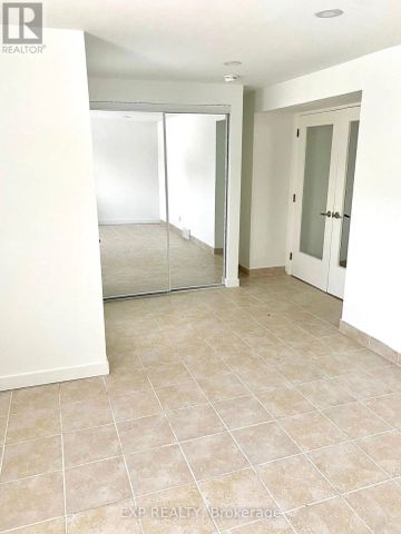 2042 TAWNEY AVENUE - Photo 2