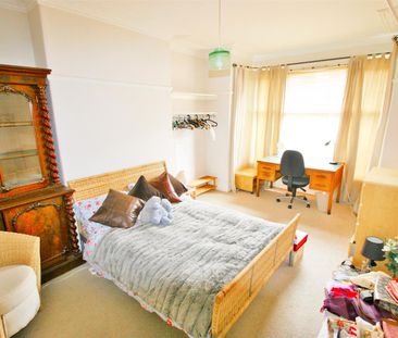 Stanmore Road, Burley, LS4 2RU, Leeds - Photo 3