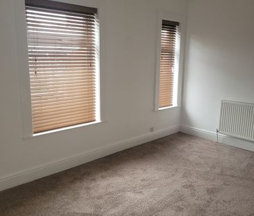 2 Bed Terraced House, Romiley Street, M6 - Photo 5
